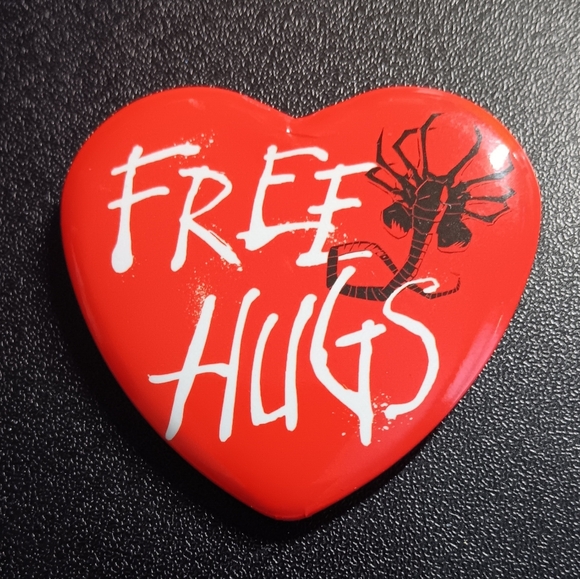 Jewelry - Heart-Shaped 'Free Hugs' Brooch (NEW)